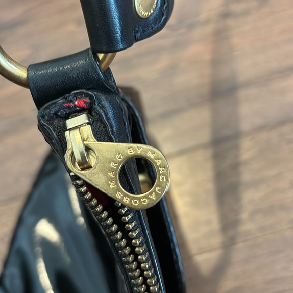 Marc Jacobs Black Patent Leather Crossbody - Picture 6 of 8